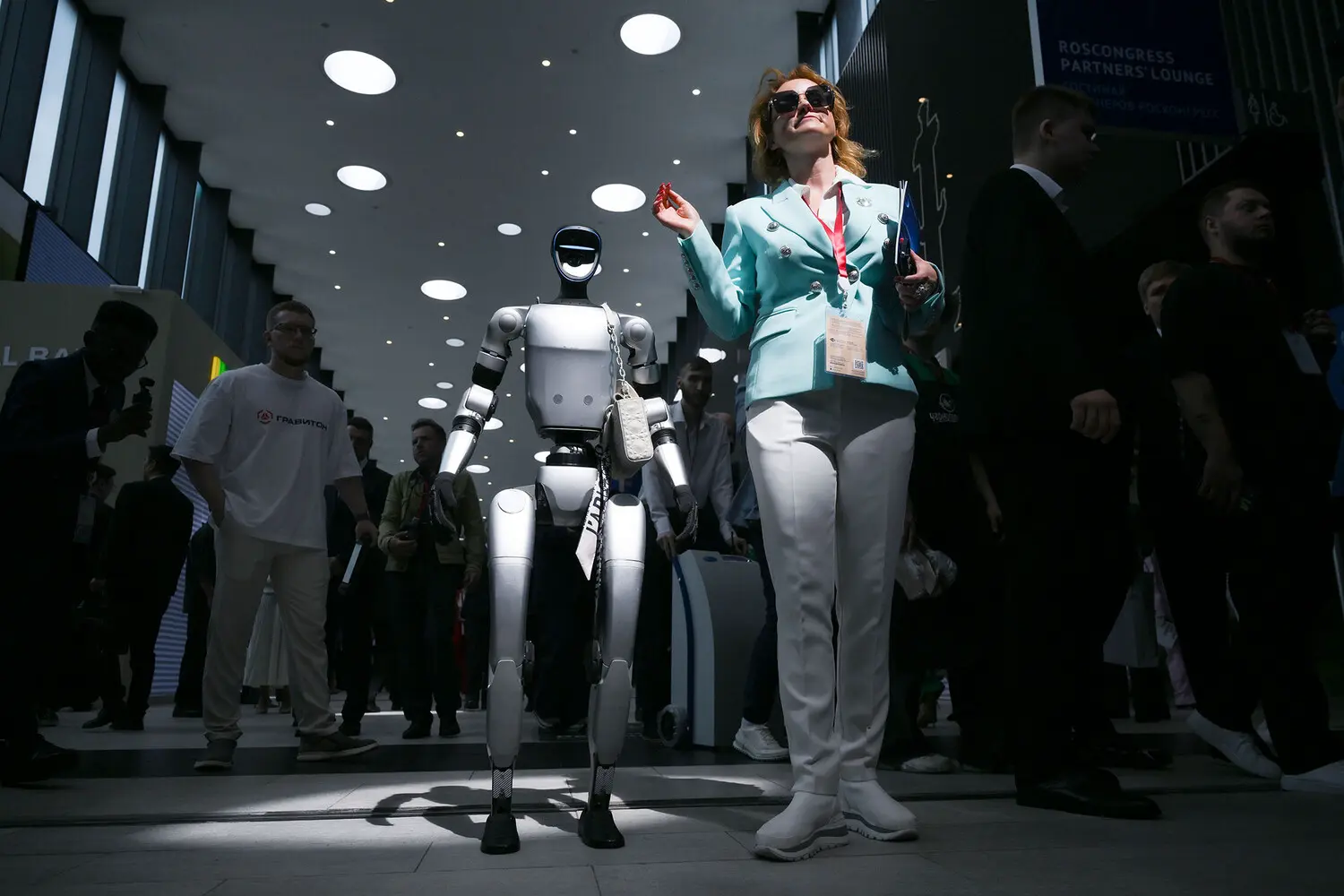 Балт-инфо и ПМЭФ обсуждают трансформацию деловых коммуникаций на форуме-0