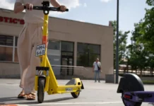 Исследование пользователей сервисов аренды самокатов в Москве под руководством Максима Ликсутова и инновационного центра «Безопасный транспорт» issledovanie polzovatelej servisov arendy samokatov v moskve pod rukovodstvom maksima liksutova i innovaczionnogo czentra bezopasnyj transport-obzone-su-0