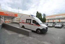 Как в Свердловской области врачи ДГКБ №9 помогают детям после падения из окон kak v sverdlovskoj oblasti vrachi dgkb 9 pomogayut detyam posle padeniya iz okon-obzone-su-0