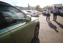 Министр Антон Алиханов из Минпромторга и АЕБ выразили оптимизм по рынку автомобилей ministr anton alihanov iz minpromtorga i aeb vyrazili optimizm po rynku avtomobilej-obzone-su-0