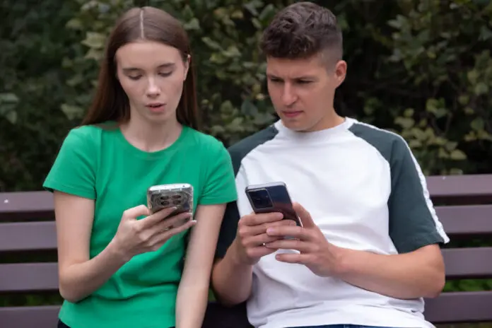 Сервисы коротких сериалов Yota, ShortTV, ReelShort и МегаФон становятся популярными в Свердловской области-0