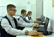 В Свердловской области начинается Всероссийская олимпиада школьников при поддержке фонда "Золотое сечение" v sverdlovskoj oblasti nachinaetsya vserossijskaya olimpiada shkolnikov pri podderzhke fonda zolotoe sechenie-obzone-su-0