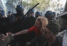 vdohnovlyayushhij primer edinstva vo franczii predstavlen v parizhe i -obzone-su-0