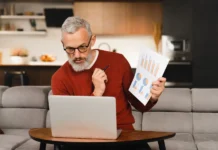 Алексей Захаров и Гарри Мурадян обсуждают оценку пожилых сотрудников работодателями aleksej zaharov i garri muradyan obsuzhdayut oczenku pozhilyh sotrudnikov rabotodatelyami-obzone-su-0