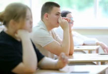 alla ovsyannikova o svyazi stressa na ege i oge s vesom podrostkov-obzone-su-0