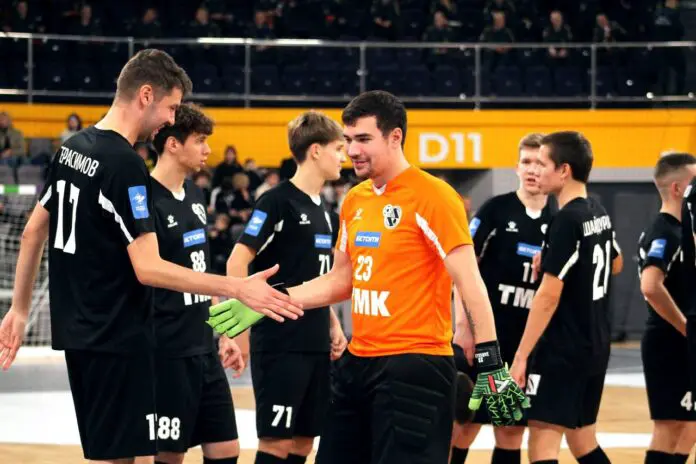 Антон Соколов ведет «Сипару» к триумфу над «Факелом» в Суперлиге-0