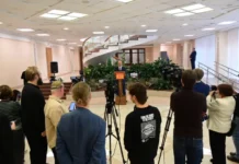 Денис Паслер обсудил успешные меры социальной поддержки и помощь ветеранам denis pasler obsudil uspeshnye mery soczialnoj podderzhki i pomoshh veteranam-obzone-su-0