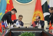 Фонд Росконгресс и ШОС подписали меморандум о сотрудничестве в Пекине fond roskongress i shos podpisali memorandum o sotrudnichestve v pekine-obzone-su-0