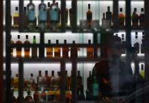 Георгий Филимонов усиливает контроль над продажей алкоголя в Вологодской области georgij filimonov usilivaet kontrol nad prodazhej alkogolya v vologodskoj oblasti-obzone-su-0