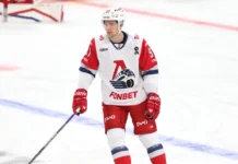 Локомотив отмечает 700-ю победу в КХЛ, внимание на Волкова, Красковского и Слепышева lokomotiv otmechaet 700yu pobedu v khl vnimanie na volkova kraskovskogo i slepysheva-obzone-su-0