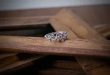 Минфин и ГИИС ДМДК предлагают новые инициативы для безопасного ювелирного рынка minfin i giis dmdk predlagayut novye inicziativy dlya bezopasnogo yuvelirnogo rynka-obzone-su-0