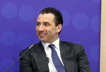 Роман Ротенберг предложил увековечить Сборную СССР и хоккей на купюре roman rotenberg predlozhil uvekovechit sbornuyu sssr i hokkej na kupyure-obzone-su-0