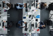 Россия готовится к шестидневной рабочей неделе перед празднованием Дня народного единства rossiya gotovitsya k shestidnevnoj rabochej nedele pered prazdnovaniem dnya narodnogo edinstva-obzone-su-0