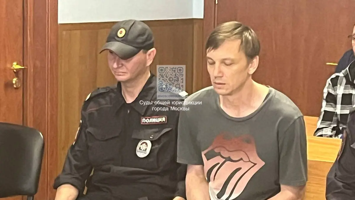 Гособвинитель запросил 17 лет колонии для лидера рок-группы «Пасека» Медведкина