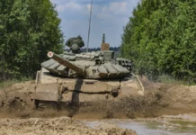 В Ямполе ДНР танк ВСУ расстрелял санитарную машину, погибли три человека v yampole dnr tank vsu rasstrelyal sanitarnuyu mashinu pogibli tri cheloveka-obzone-su-0