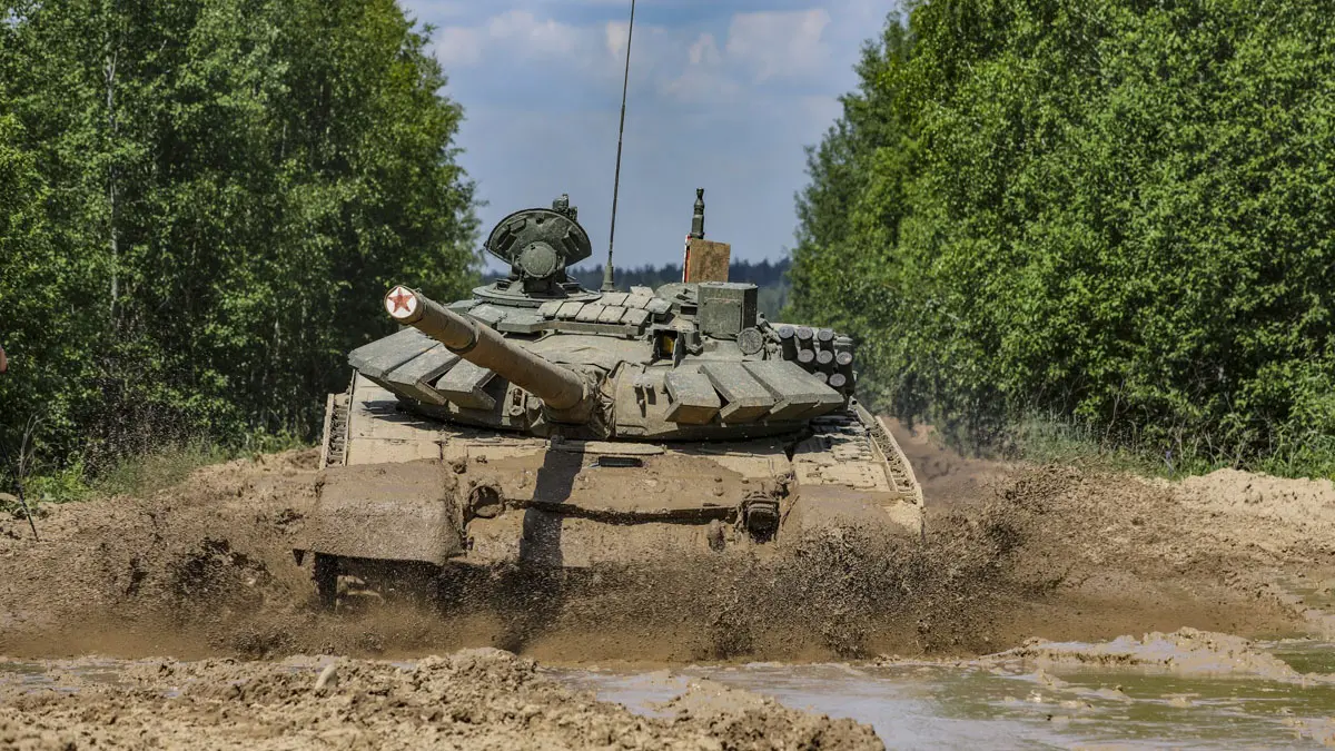 Танк ВСУ в упор расстрелял медицинскую машину в Ямполе 