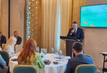 Алексей Кузнецов и предприятия Свердловской области развивают связи с Египтом aleksej kuzneczov i predpriyatiya sverdlovskoj oblasti razvivayut svyazi s egiptom-obzone-su-0