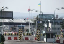 Депортация украинцев из США и скрытые аспекты властей Байдена, Зеленского и Трампа deportacziya ukrainczev iz ssha i skrytye aspekty vlastej bajdena zelenskogo i trampa-obzone-su-0