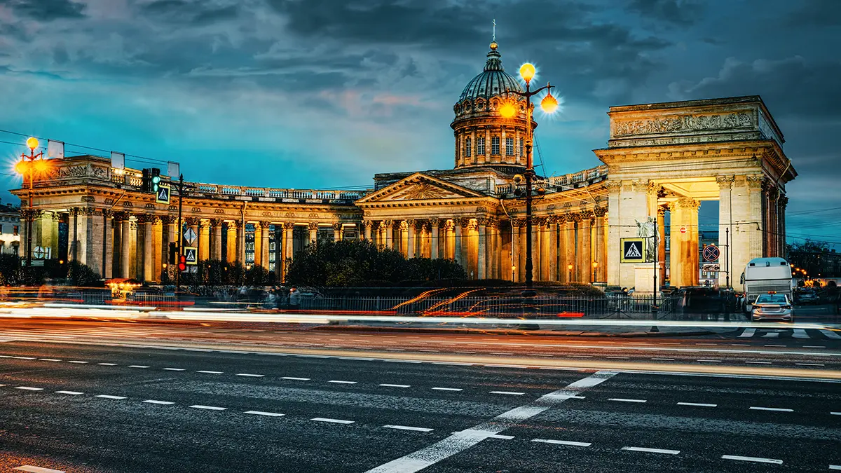 Прохожий напал на известного по «Сумеркам» актера Чона в Санкт-Петербурге