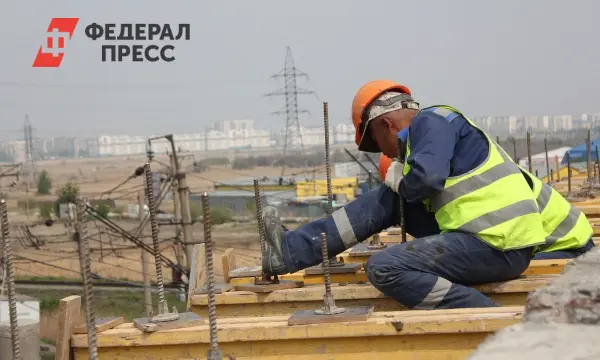 Максим Афанасьев рассказал о сроках завершения работ на мосту на Дамбовской-0