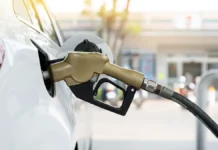 Максим Егоров из Госдумы поддержал обсуждение новых стандартов топлива maksim egorov iz gosdumy podderzhal obsuzhdenie novyh standartov topliva-obzone-su-0