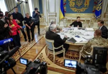 mariya zaharova vysmeivaet vstrechu zelenskogo i malyuka glavy sbu-obzone-su-0