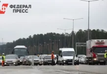 На КАД у вантового моста и Кудрово возникла новая пробка по данным Яндекса na kad u vantovogo mosta i kudrovo voznikla novaya probka po dannym yandeksa-obzone-su-0