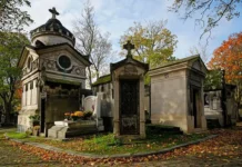 Парижанам предлагают уникальную возможность владеть историческими надгробиями parizhanam predlagayut unikalnuyu vozmozhnost vladet istoricheskimi nadgrobiyami-obzone-su-0