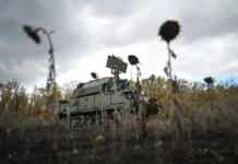 Поставки зенитных ракетных комплексов Тор для ПВО в горячих регионах postavki zenitnyh raketnyh kompleksov tor dlya pvo v goryachih regionah-obzone-su-0