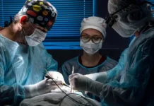 В Красногорске мужчина обратился к врачам с болью, а у него обнаружили пипетку v krasnogorske muzhchina obratilsya k vracham s bolyu a u nego obnaruzhili pipetku-obzone-su-0