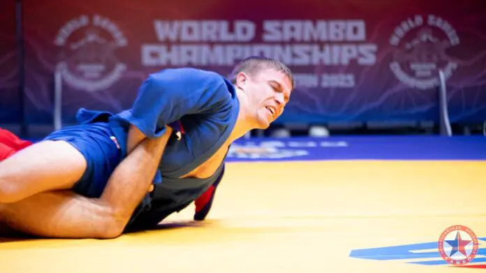 Золотые победы свердловчан! Владимир Гладких и Альбина Чоломбитько ликуют в Бишкеке!-0