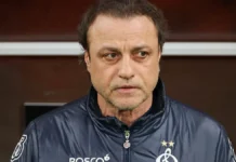 denis makarov obsuzhdaet novuyu situacziyu v dinamo i perspektivy posle karpina-obzone-su-0