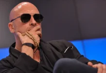 Дмитрий Нагиев выражает радость от новых "Елок" и благодарит за возможность заработать dmitrij nagiev vyrazhaet radost ot novyh elok i blagodarit za vozmozhnost zarabotat-obzone-su-0