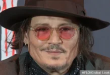 Джонни Депп воплотит англоязычный «Мастер и Маргарита» Михаила Булгакова dzhonni depp voplotit angloyazychnyj master i margarita mihaila bulgakova-obzone-su-0