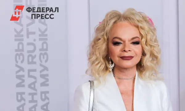 Лариса Долина отстаивает свои права, и суды поддерживают ее в споре с Полиной Лурье-0