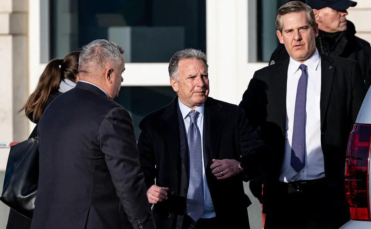 Стивен Уиткофф (в центре) (Fabian Sommer / dpa / picture-alliance / ТАСС)