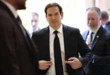 Обострение конфликта между Россией и США вокруг Венесуэлы с Трампом и Мадуро obostrenie konflikta mezhdu rossiej i ssha vokrug venesuely s trampom i maduro-obzone-su-0