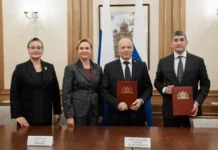 Швабе и Уральский оптико-механический завод совместно развивают образовательный кластер с Ростехом и Екатеринбургским политехникумом shvabe i uralskij optikomehanicheskij zavod sovmestno razvivayut obrazovatelnyj klaster s rostehom i ekaterinburgskim politehnikumom-obzone-su-0