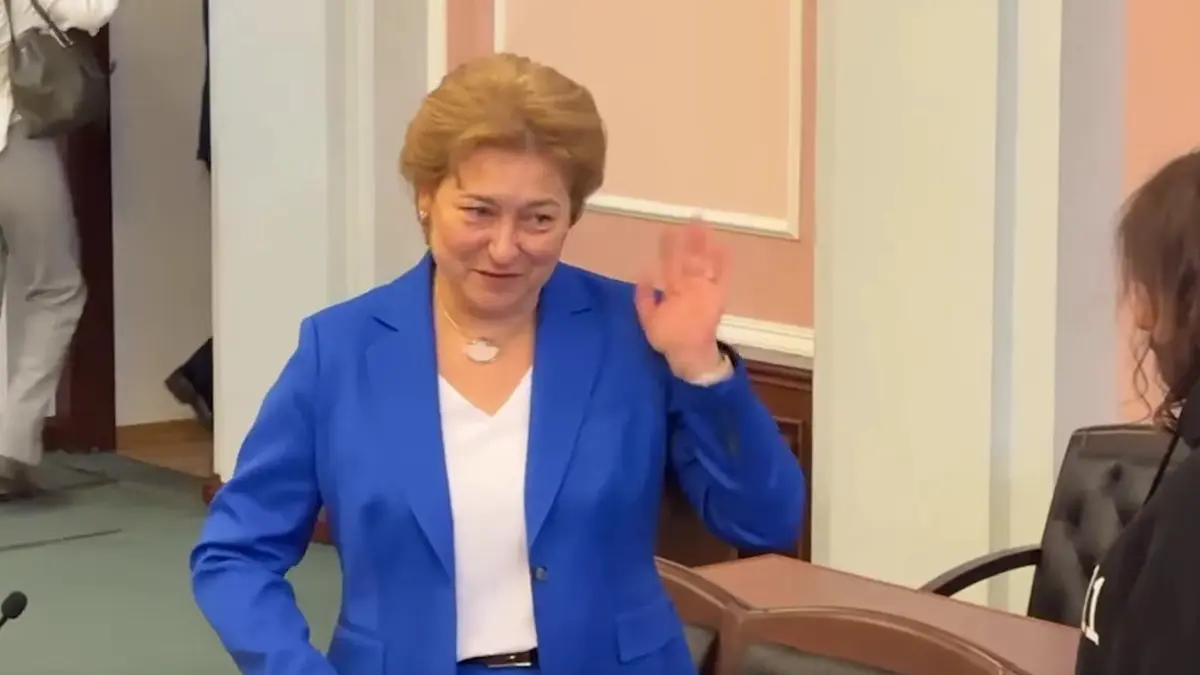 Адвокат Лурье заявила, что Долина не выселилась из квартиры после прощальной песни