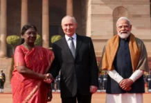 Владимир Путин с успехом завершил насыщенный государственный визит в Индию vladimir putin s uspehom zavershil nasyshhennyj gosudarstvennyj vizit v indiyu-obzone-su-0