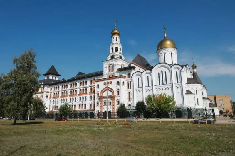 Вячеслав Федорищев, Максим Соколов и Дмитрий Лескин создают будущее Поволжской академии Святителя Алексия-0