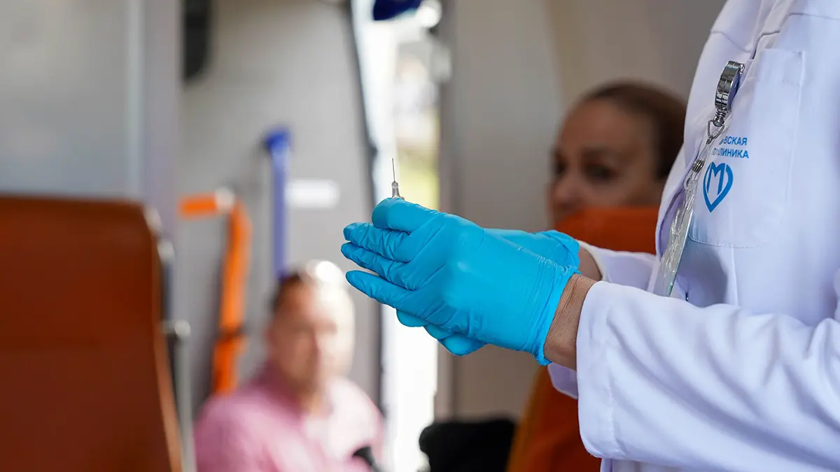 Пять вакцин, способных продлить жизнь пожилым людям