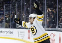 Марат Хуснутдинов и Никита Кучеров добились успехов в НХЛ marat husnutdinov i nikita kucherov dobilis uspehov v nhl-obzone-su-0