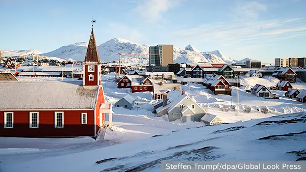 FT: Европу пугает отсутствие реакции НАТО на заявления Трампа о Гренландии