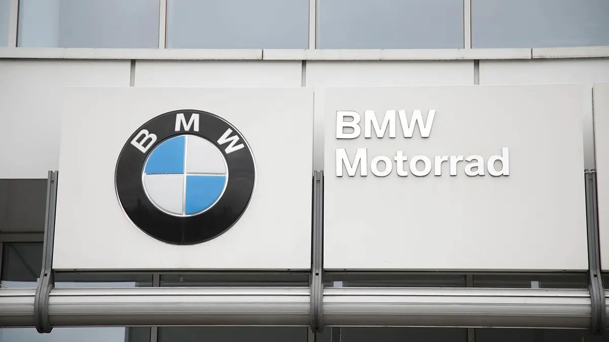 СМИ: Porsche и BMW массово глохнут в России