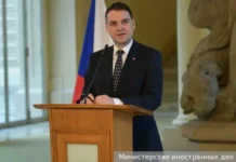 Петр Мацинка осудил резкое высказывание Василия Зварича против Томио Окамуры petr maczinka osudil rezkoe vyskazyvanie vasiliya zvaricha protiv tomio okamury-obzone-su-0