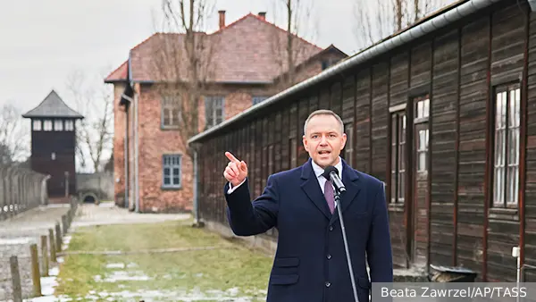 В Израиле резко осудили президента Польши за слова о причастности СССР к Холокосту