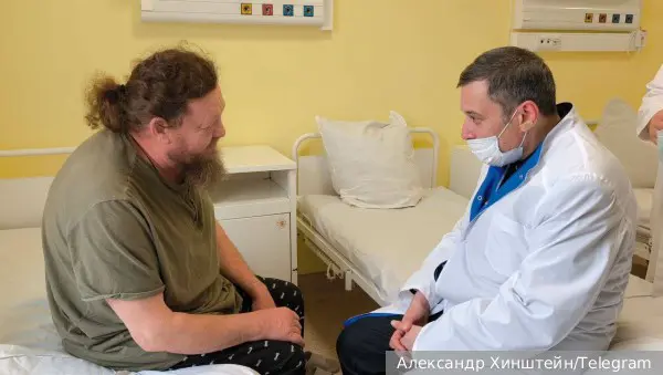 Настоятель Свято-Троицкого храма получил ранение при атаке дрона в Судже