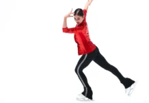 Аделия Петросян готовится зажечь лед Олимпиады-2026 adeliya petrosyan gotovitsya zazhech led olimpiady2026-obzone-su-0