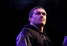 Александр Усик о президентстве, Зеленском и Путине в центре драмы aleksandr usik o prezidentstve zelenskom i putine v czentre dramy-obzone-su-0